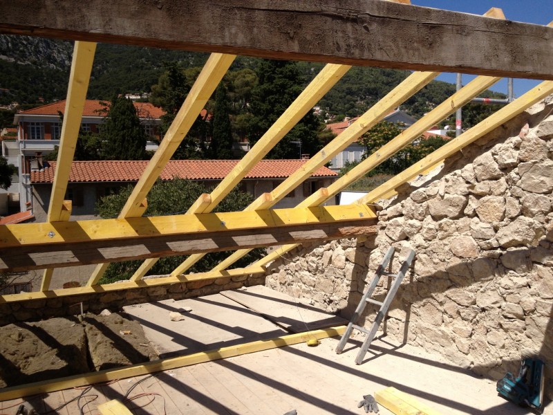 Rénovation de charpente dans le 34